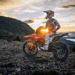 662315_MY25 KTM 390 ENDURO R R-Static- Cat B_02_STATIC_KTM 125 _ 390 ENDURO R