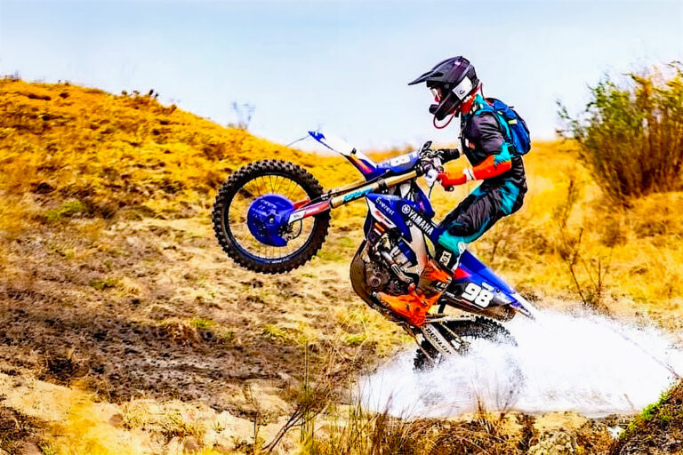 Yamaha Strikes Triple Mountain Gold