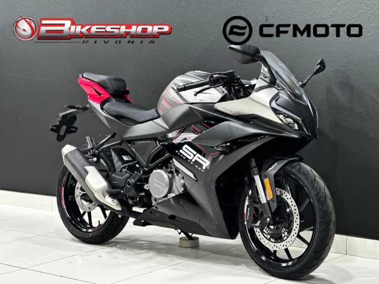 2025 CFMOTO 300 SR