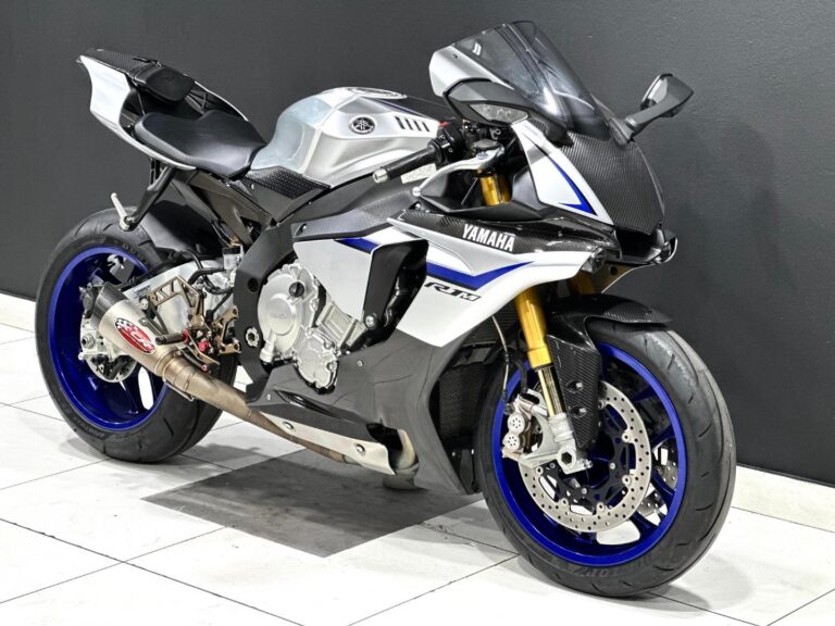 2017 Yamaha YZF R1-M