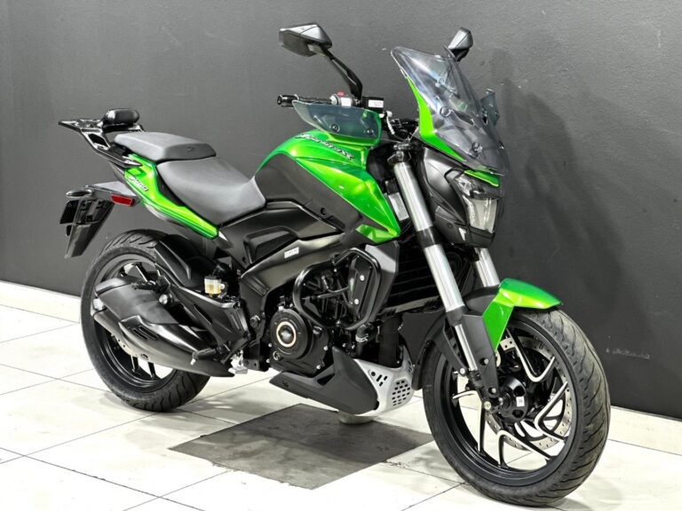 2025 Bajaj Dominar DS400