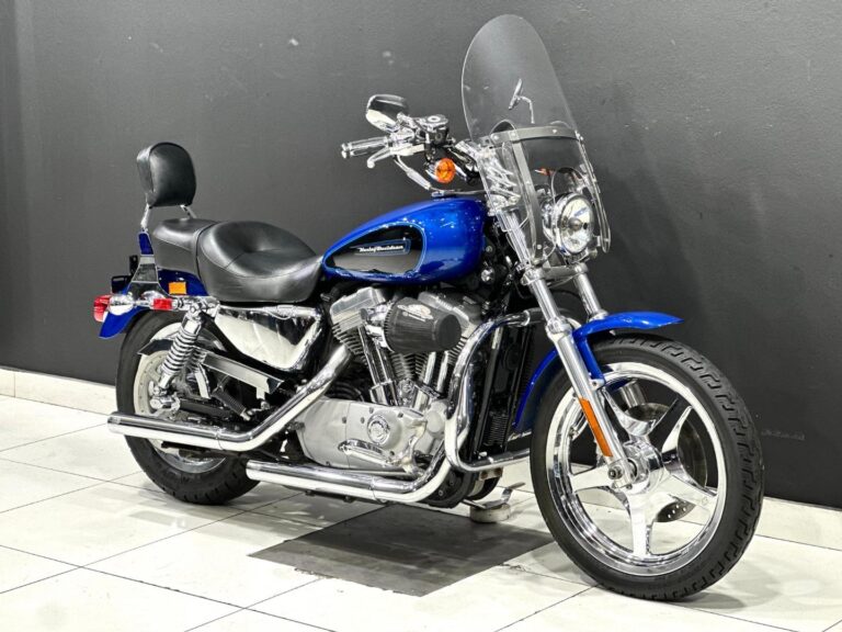 2008 Harley-Davidson Sportster 883 Custom