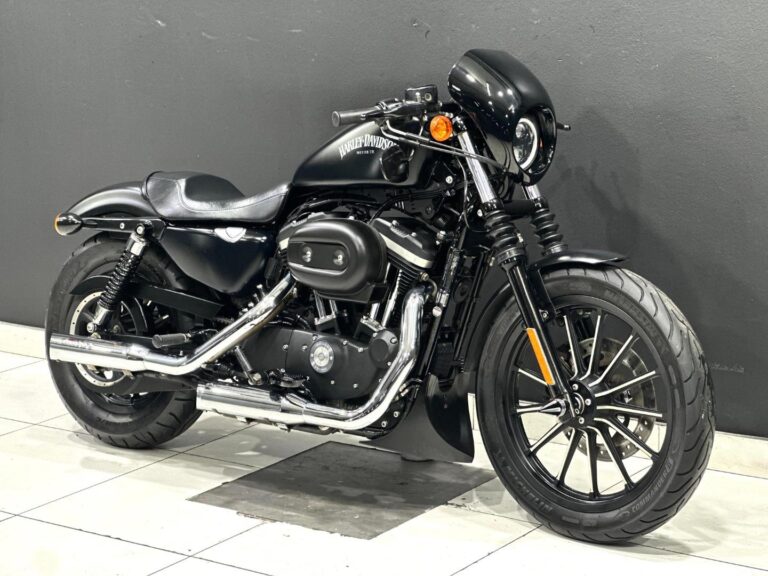 2015 Harley-Davidson Sportster 883 Iron