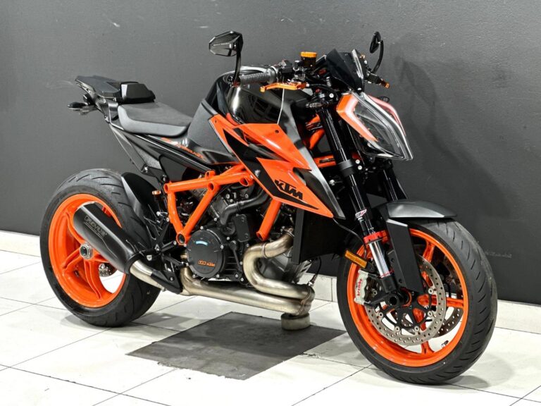 2020 KTM 1290 SUPERDUKE R