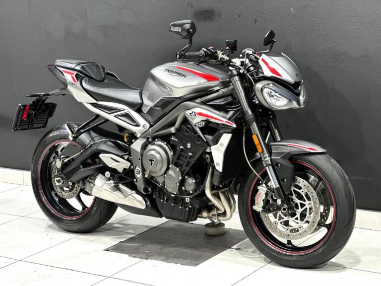 2021 Triumph Street Triple RS