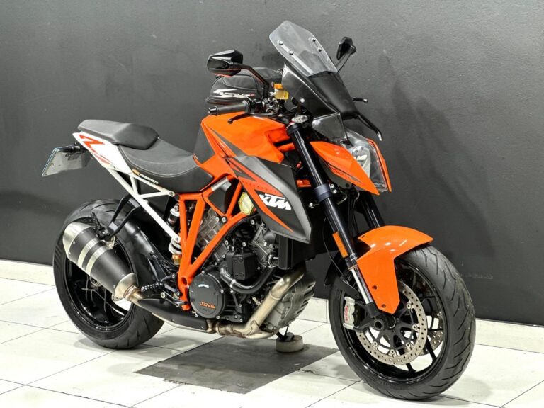 2015 KTM 1290 SUPERDUKE R