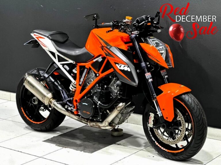 2015 KTM 1290 SUPERDUKE R