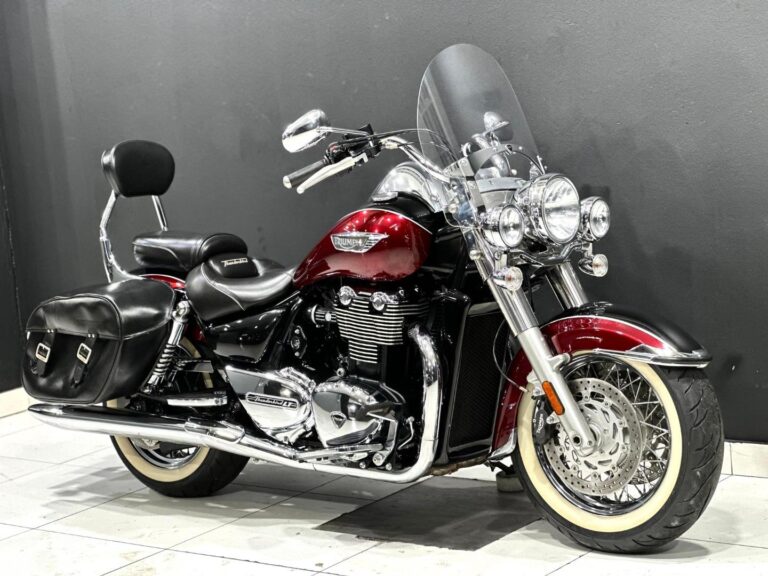 2015 Triumph Thunderbird Commander