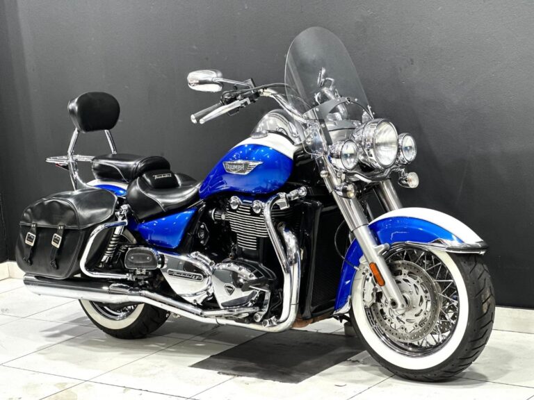 2015 Triumph Thunderbird Commander