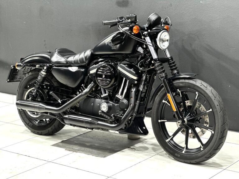 2017 Harley-Davidson Sportster 883 Iron