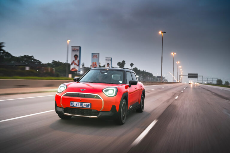 Mini Aceman SE – A Bigger, Greener Cooper