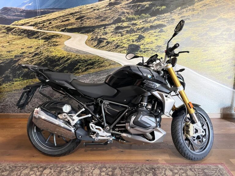 2024 BMW R1250R
