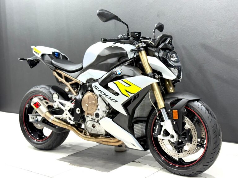 2023 BMW S1000 R