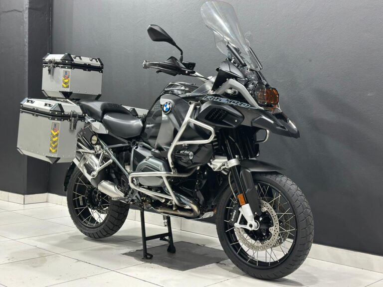 2017 BMW R1200 GS Adventure Triple Black