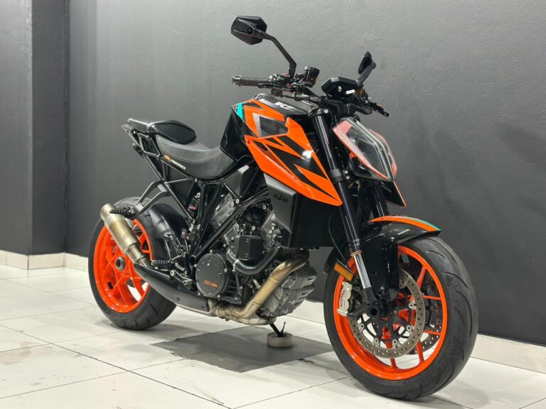 2019 KTM 1290 SUPERDUKE R