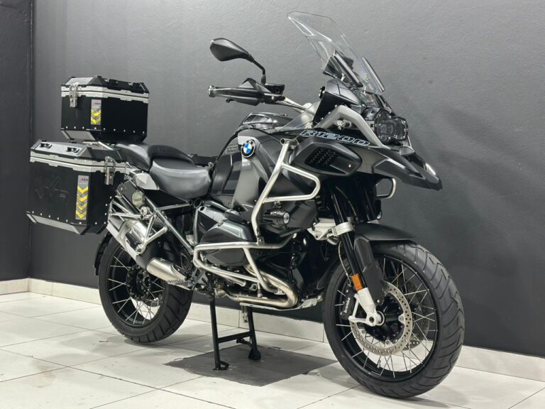 2018 BMW R1200 GS Adventure Triple Black