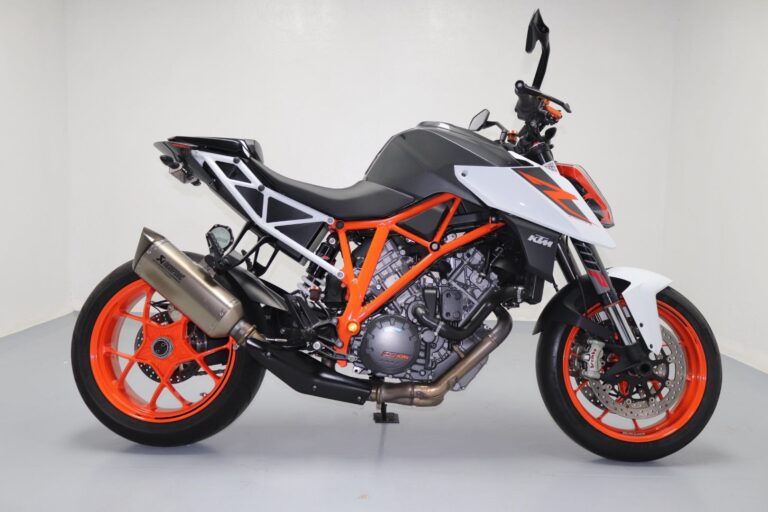 2018 KTM 1290 SUPER DUKE R