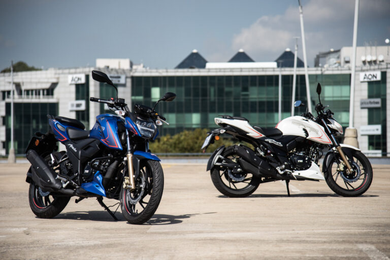 Urban Warriors: The TVS Apache RTR 200 4V &  RTR 200 4V Carb