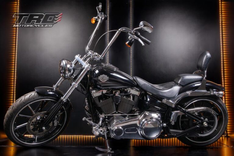 2016 Harley-Davidson Softail Breakout