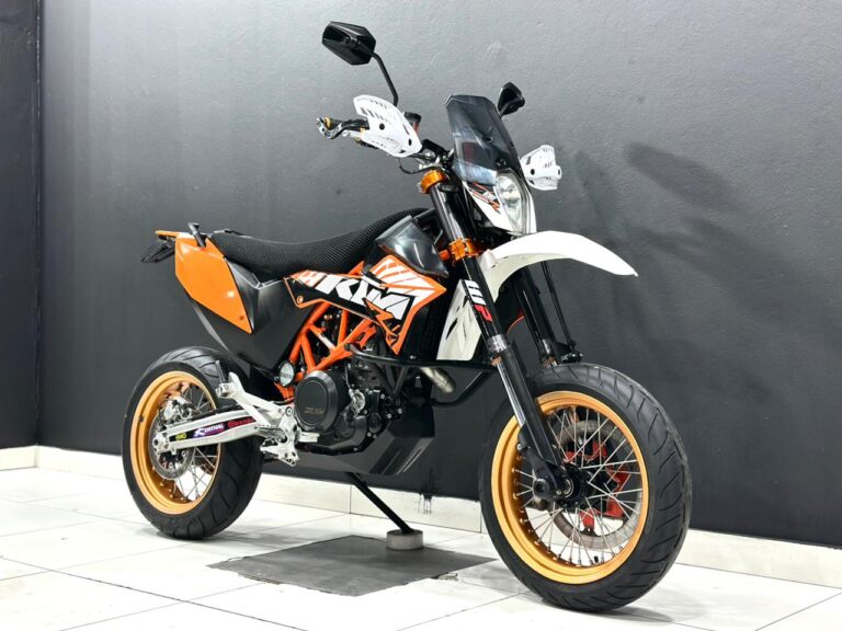 2016 KTM 690 SMC MOTARD
