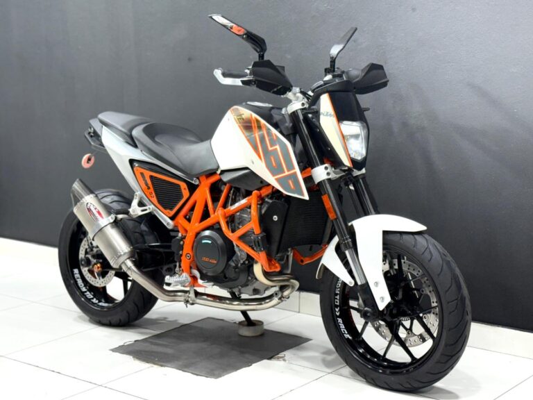 2014 KTM 690 Duke