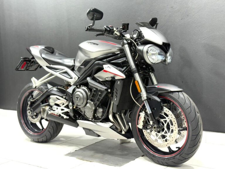 2018 Triumph Street Triple RS