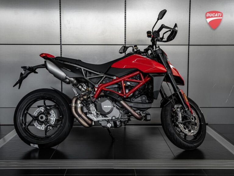 2026 Ducati Hypermotard 950