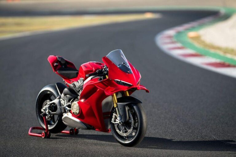 2026 Ducati Panigale V4S