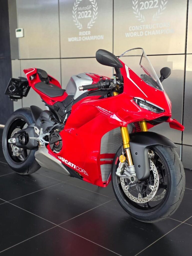 2026 Ducati Panigale V4 R