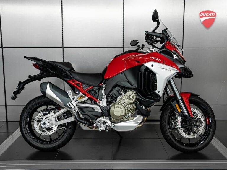 2026 Ducati 1100 V4 S Radar
