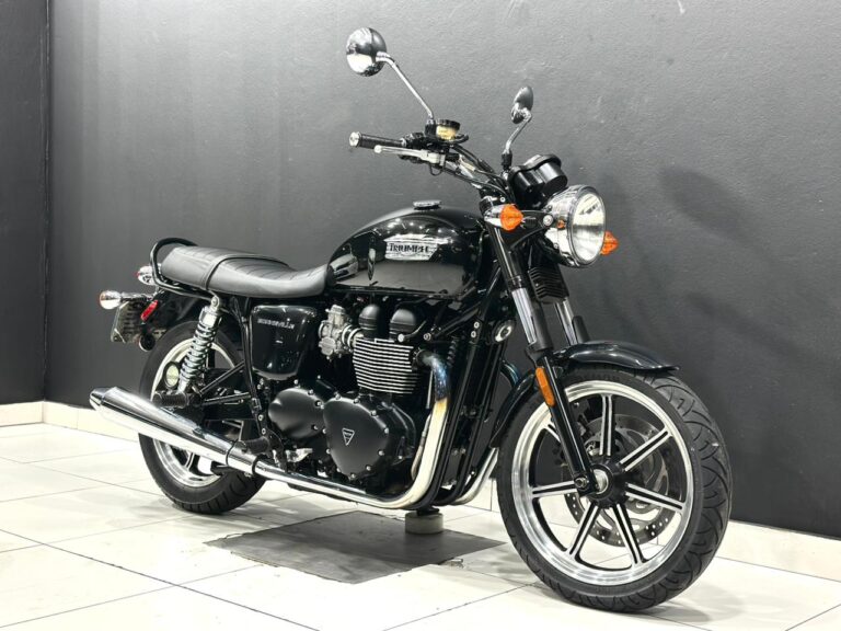2016 Triumph Bonneville 865
