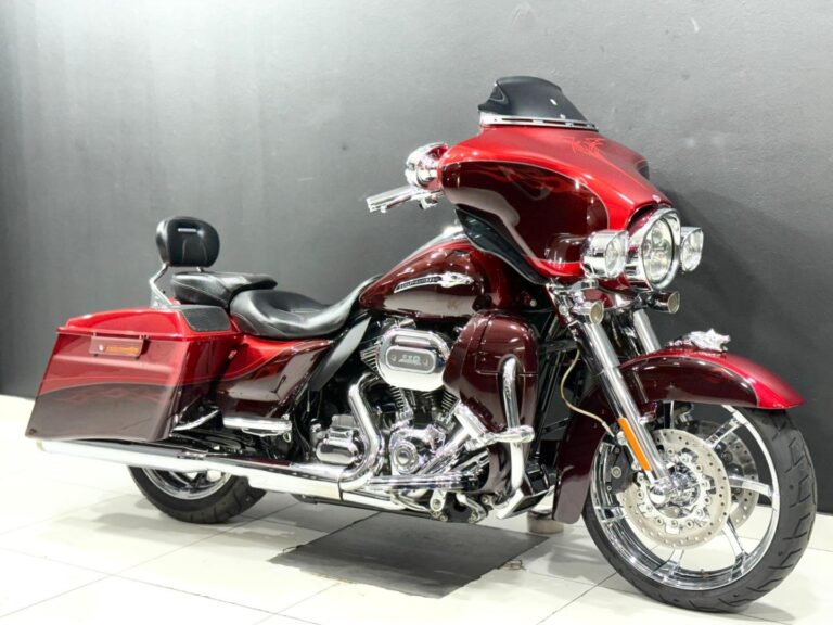 2012 Harley-Davidson CVO Street Glide