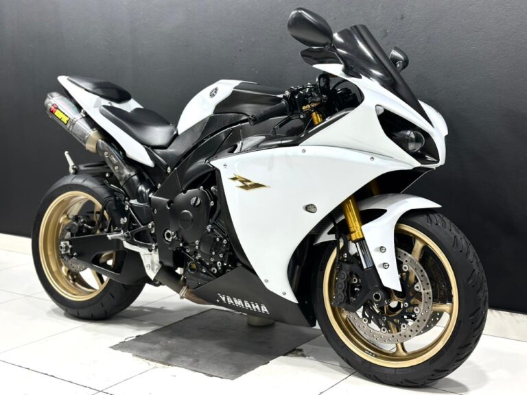 2013 Yamaha YZF R1