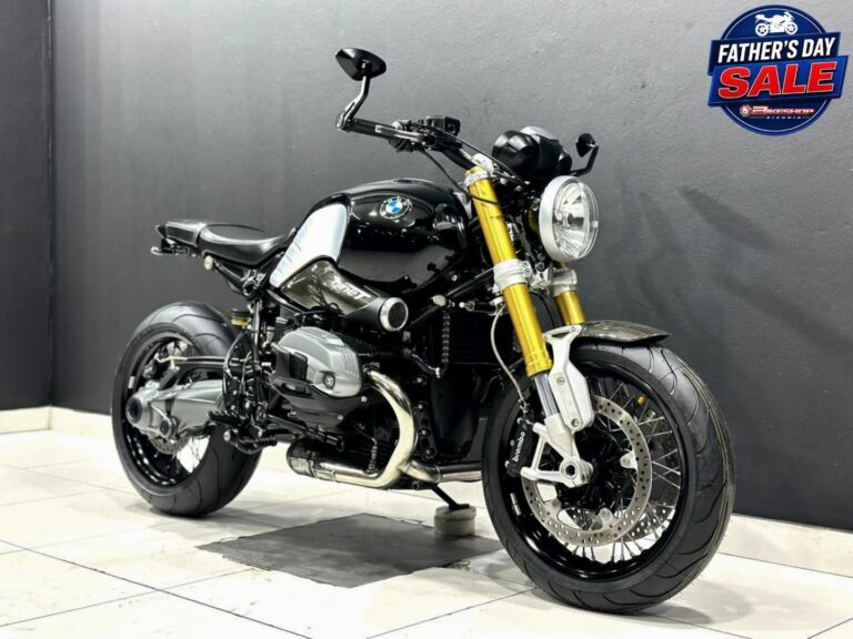 2015 BMW RNine T