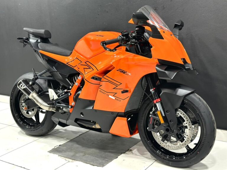 2026 KTM 990 RC R