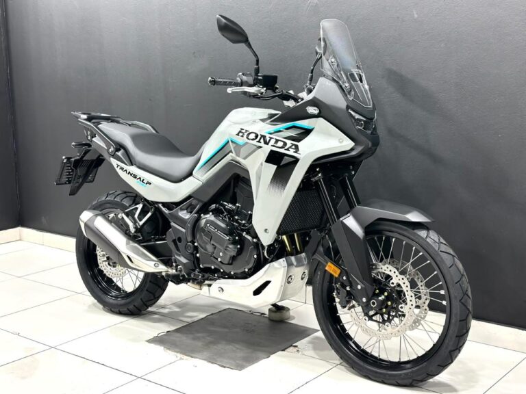 2026 Honda Transalp XL750 e-clutch