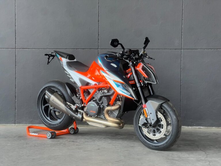 2021 KTM 1290 SUPER DUKE RR