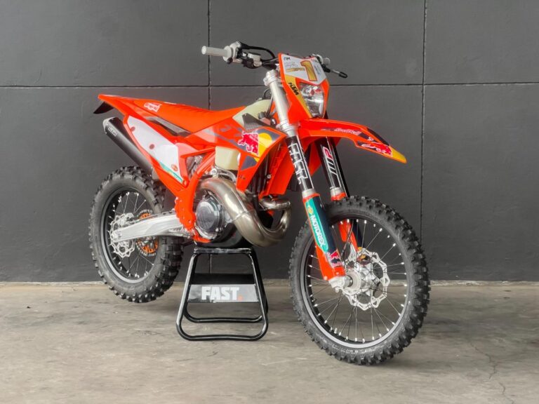 2026 KTM 300 EXC Champion Edition 2026 KTM 300 EXC CHAMPION EDITION