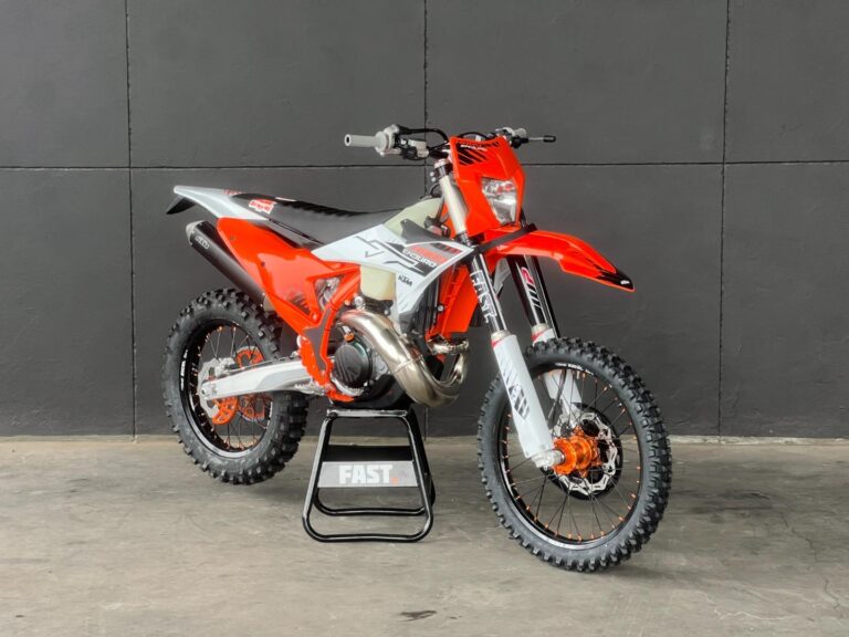 2026 KTM 300 EXC HARD ENDURO 2026 KTM 300 EXC HARD ENDURO