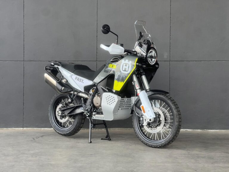 2026 Husqvarna Norden 901 Expedition 2025 HUSQVARNA NORDEN 901 EXPEDITION