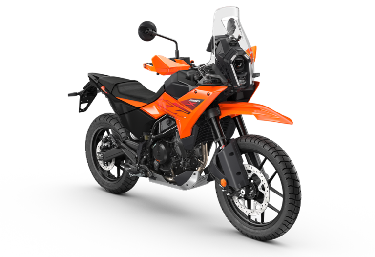 2026 KTM 390 ADVENTURE X 2025 KTM 390 ADVENTURE X