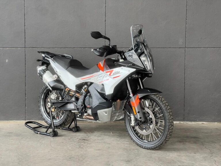 2024 KTM 790 ADVENTURE