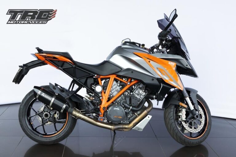2017 KTM Superduke 1290 GT
