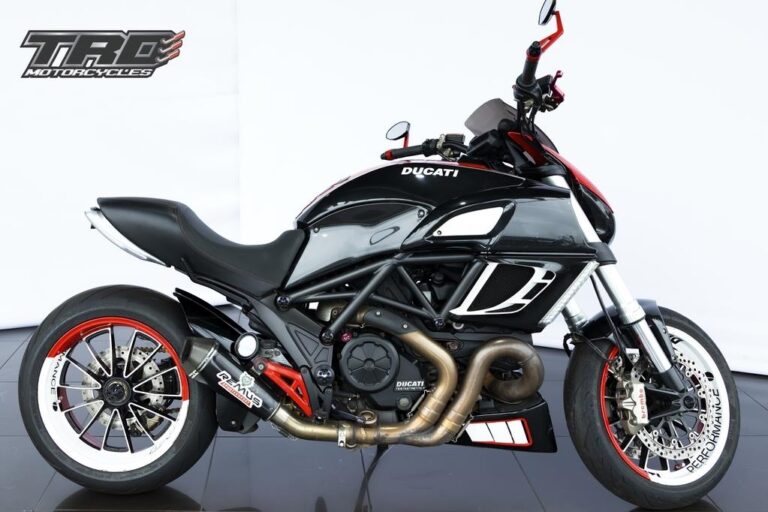 2011 Ducati 1200 DIAVEL 1200