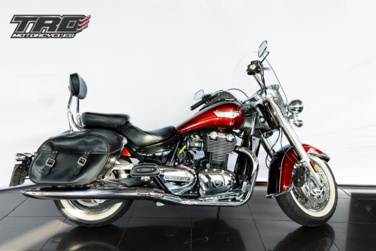 2015 Triumph Thunderbird
