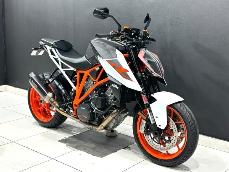 2018 KTM 1290 SUPERDUKE R