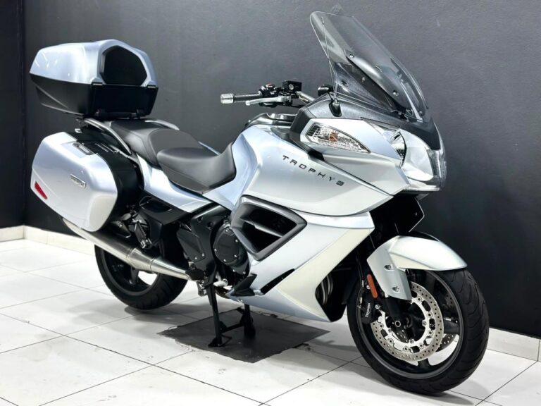 2013 Triumph Trophy 1200 SE