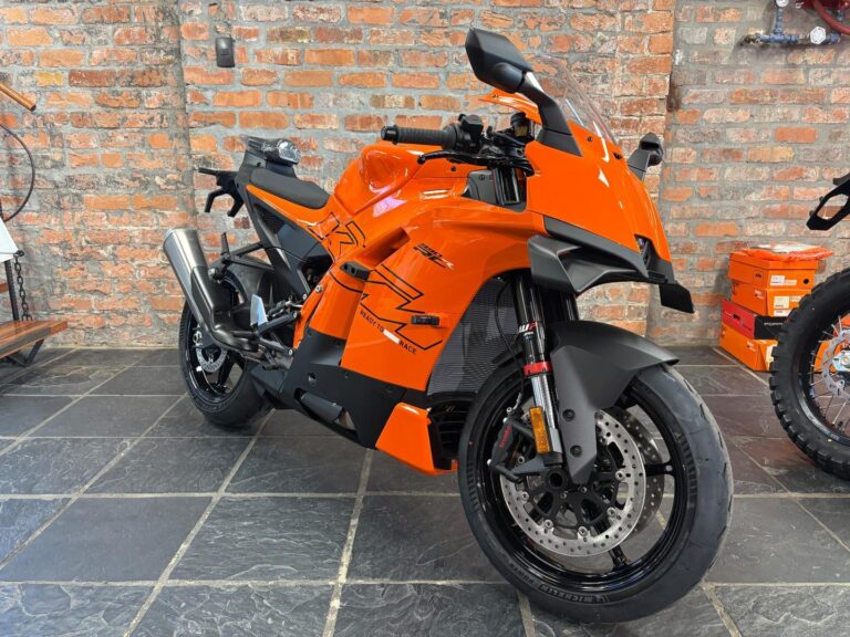 2026 KTM 990 RC R