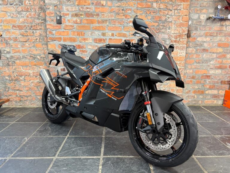 2026 KTM 990 RC R