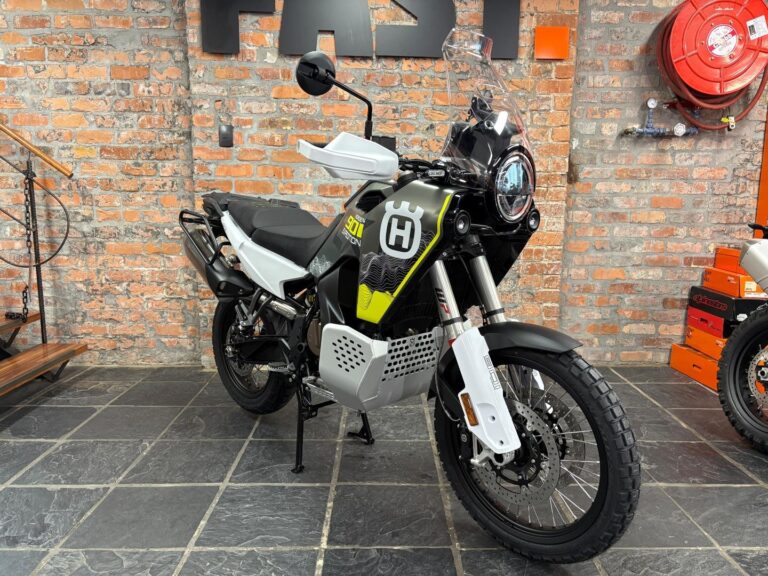 2026 Husqvarna Norden 901 Expedition